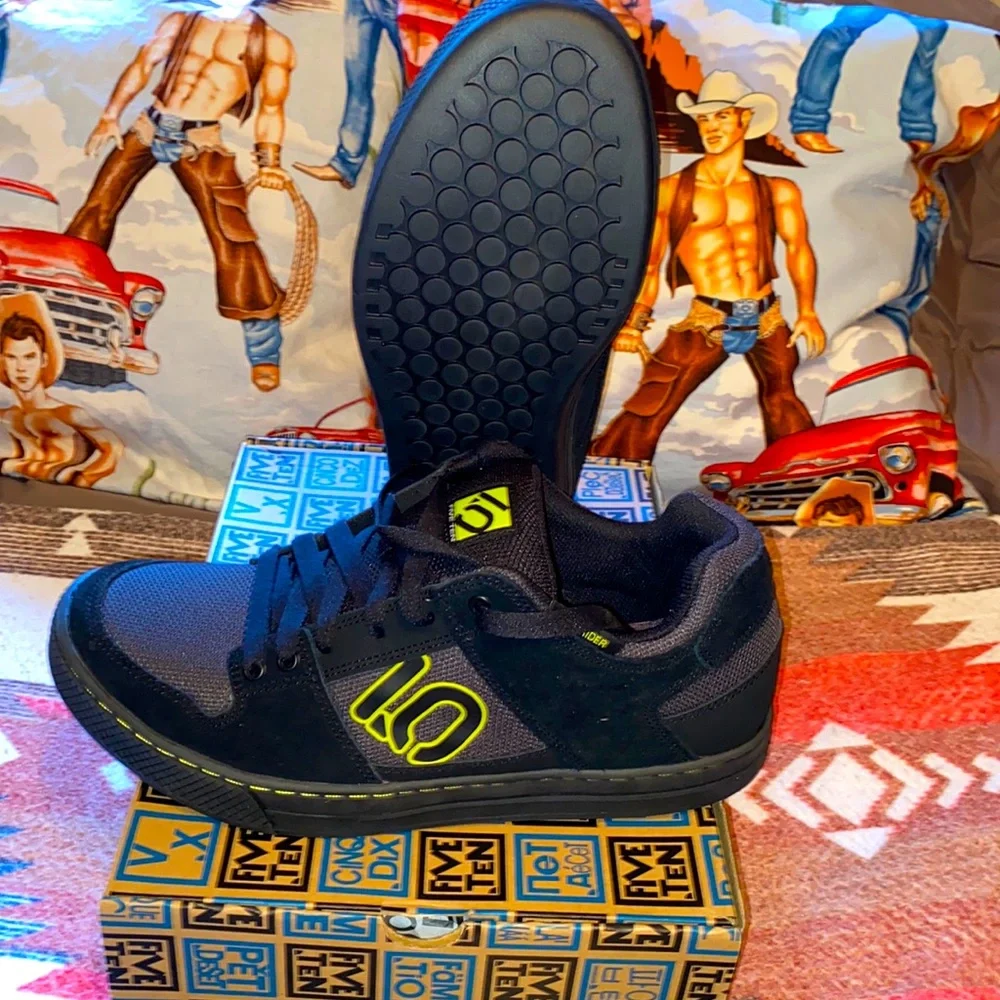 Free rider, bicycle shoes - Picture 1 of 12
